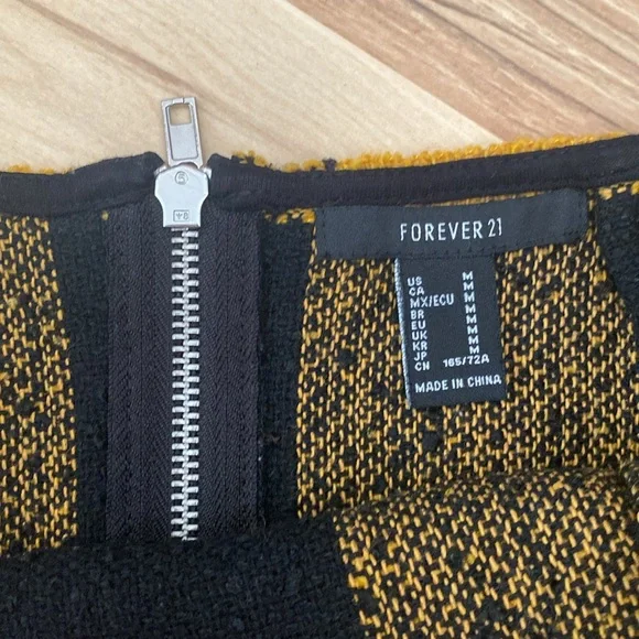 forever 21 plaid skirt - Picture 2 of 3